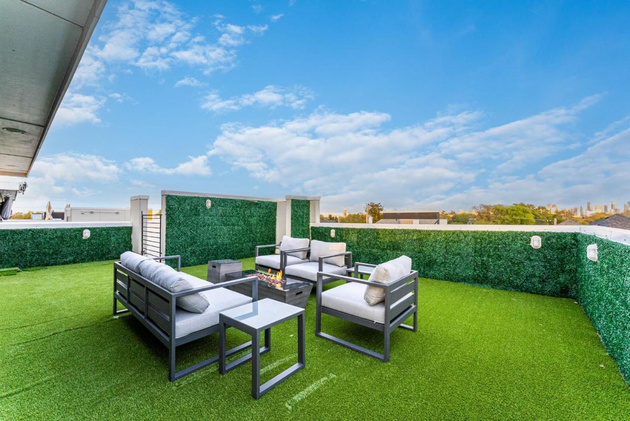 Luxury Home With Rooftop Views Далас Екстериор снимка