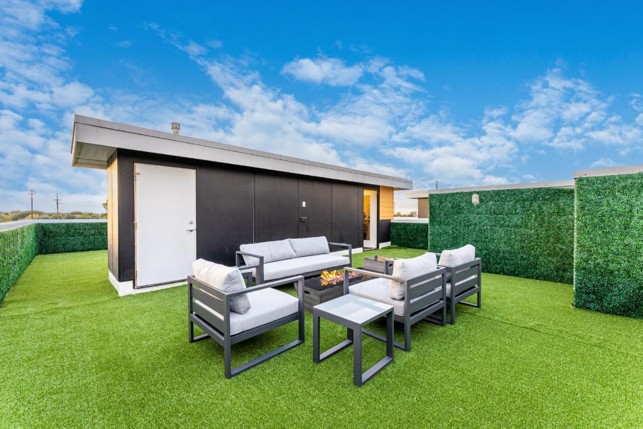 Luxury Home With Rooftop Views Далас Екстериор снимка